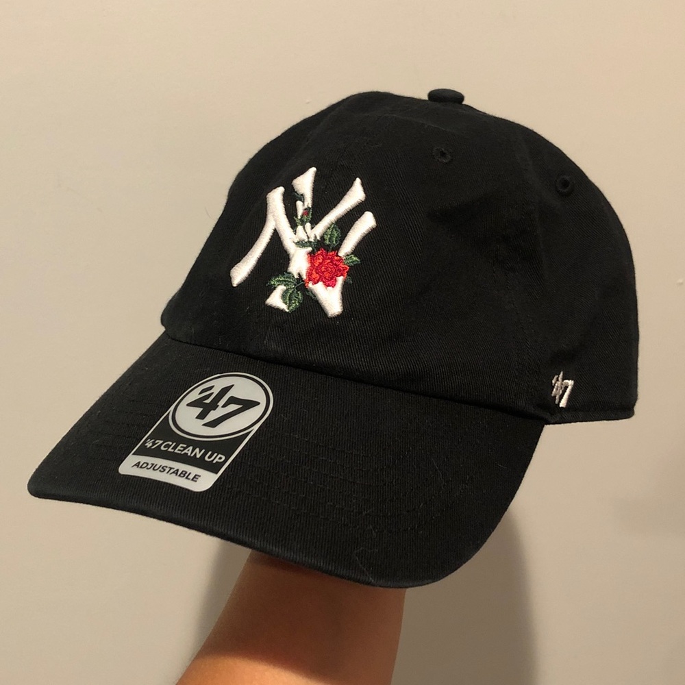 ‘47 New York Yankees Rose Red Thorn Clean Up Adjustable Hat